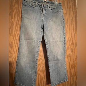 Lee light blue Lee denim capris Size 6